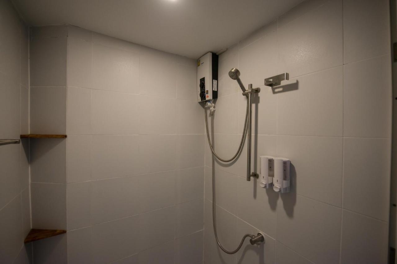 4Share Hostel (Adults Only) Bangkok Eksteriør billede