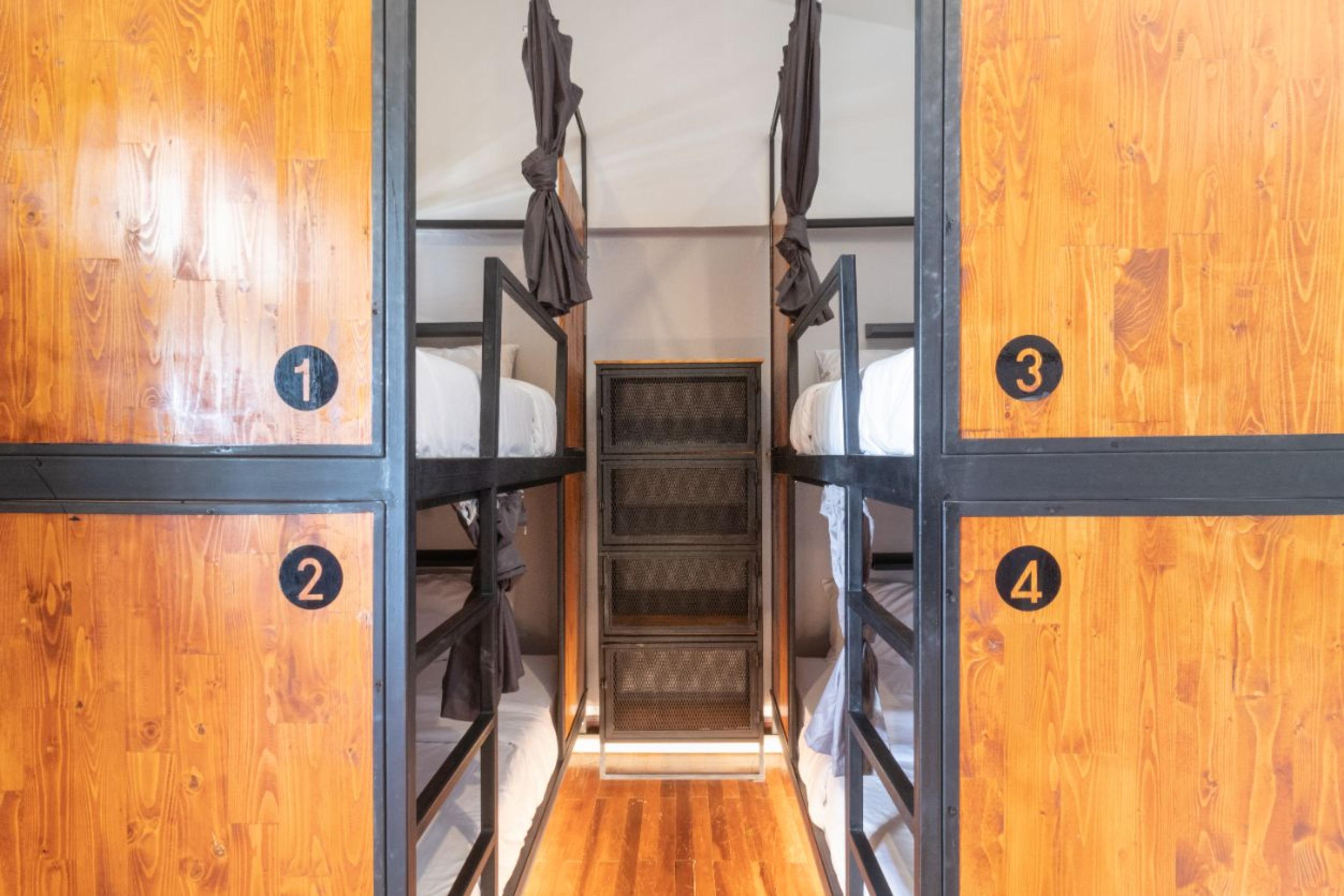 4Share Hostel (Adults Only) Bangkok Eksteriør billede