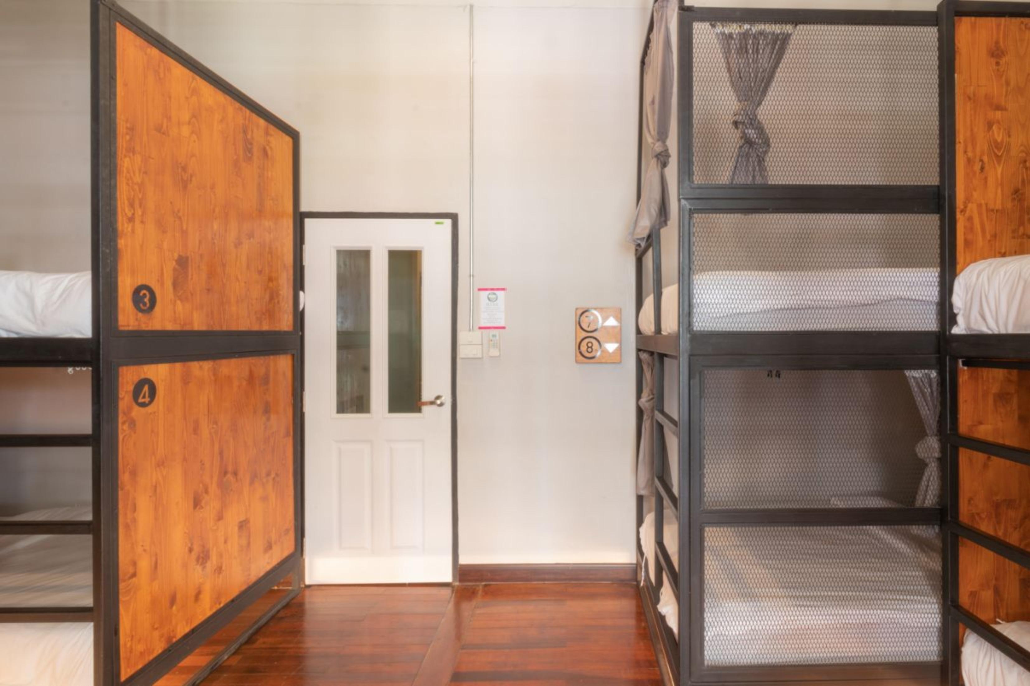 4Share Hostel (Adults Only) Bangkok Eksteriør billede